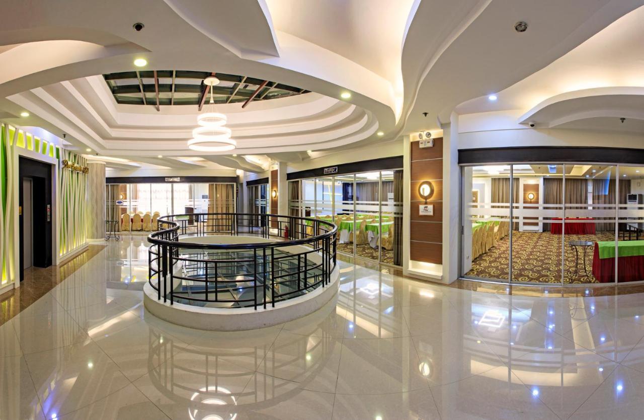 Sarrosa International Hotel&Residential Suites Cebú Exterior foto